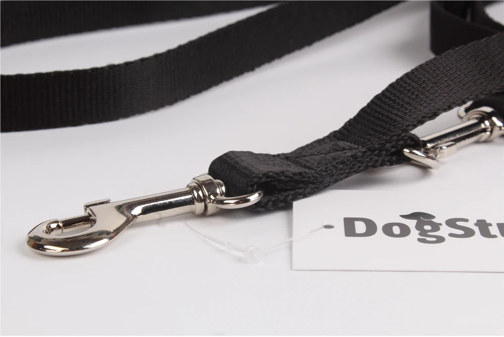 Laisse Réglable DogStuffs - Noir 25mm/220cm 2 Laisse Réglable DogStuffs - Noir 25mm/220cm – Image 2