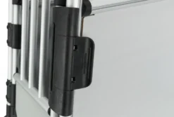 Trixie Transporteur En Aluminium S 48x57x64cm 8 Trixie Transporteur En Aluminium S 48x57x64cm -Magasin De Fournitures Pour Chiens fre pl Trixie Transporteur en aluminium S 48x57x64cm 10735 3